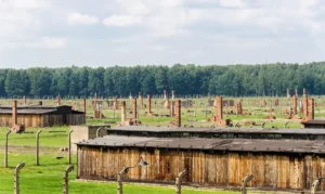 Čtěte také: Koncentrační tábor (koncentrák, lager) první, nejhorší, nejkrutější, mapa