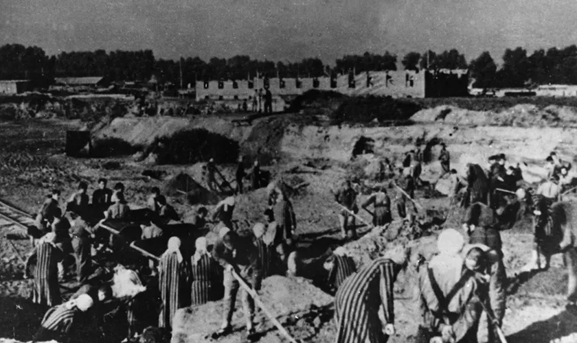 Největší koncentrační tábor Auschwitz - Birkenau